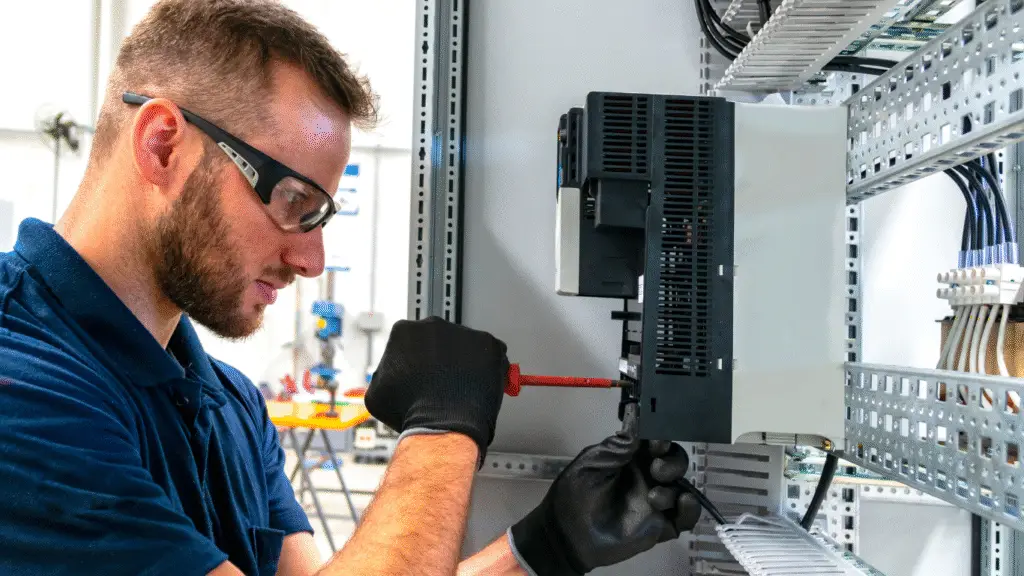 electrician services in dubai